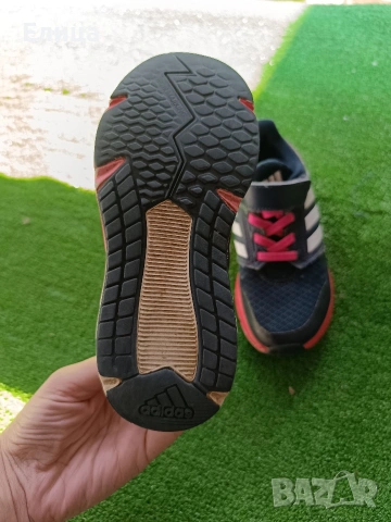 маратонки Adidas 29 номер , снимка 3 - Детски маратонки - 54252463