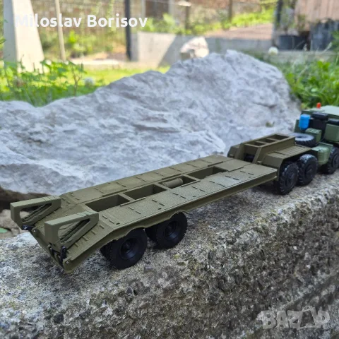 TATRA 813 8x8 + ремарке в мащаб 1:43, снимка 6 - Колекции - 55341481