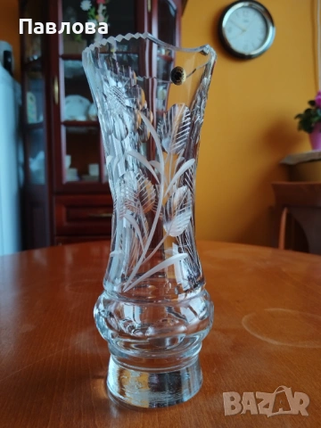Кристална ваза