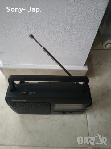 радио-Panasonic RF 3500, снимка 2 - Радиокасетофони, транзистори - 55136811
