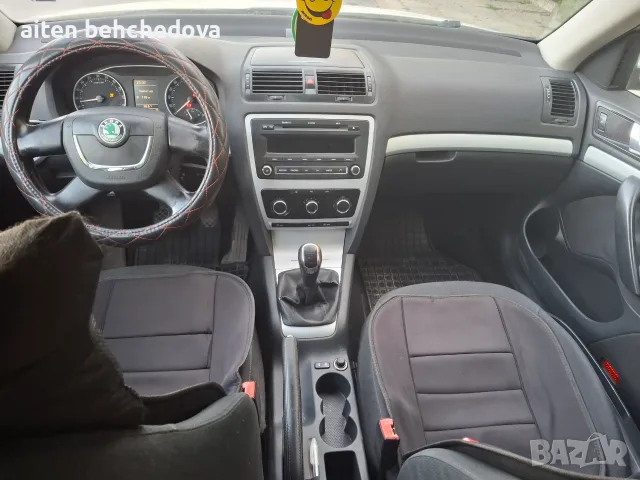 Skoda Octavia 1.6 DTI 105 Kc, снимка 4 - Автомобили и джипове - 55510378