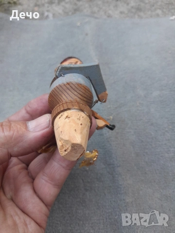 Anri Ръчно изработен стопер за бутилка Hand carved движи ръката и главата, снимка 5 - Антикварни и старинни предмети - 54714611