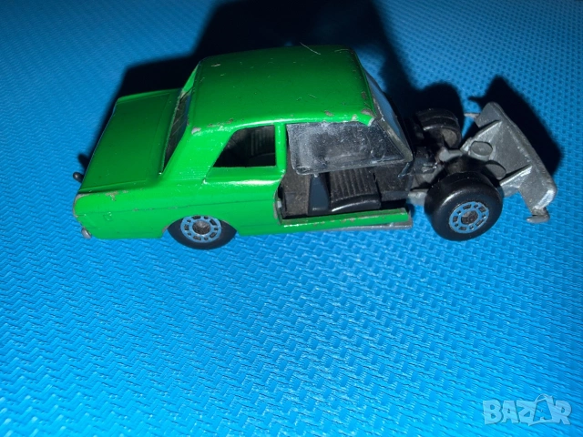 Метална количка MATCHBOX ,номер 25, FORD CORTINA, снимка 3 - Други ценни предмети - 55009715