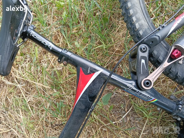 26" Specialized S-Works Epic Full Suspension Carbon Mountain Bike, снимка 4 - Велосипеди - 55185409