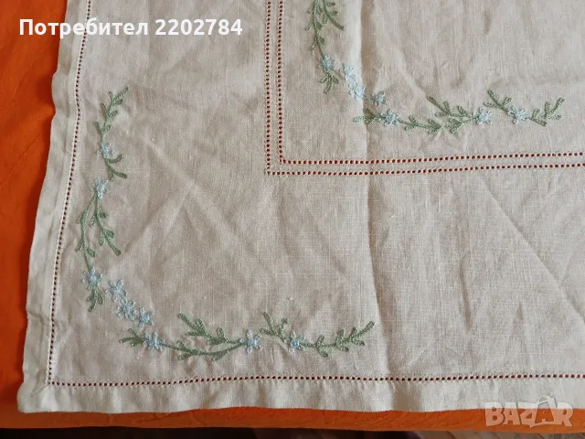 Битови, бродирани карета за маса , снимка 9 - Покривки за маси - 55660902