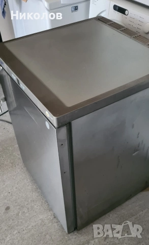 Професионален Фризер за вграждане под плот Liebherr GGU 1550 Premium, 133 л, H 83 cm, Inox, снимка 3 - Хладилни витрини и фризери - 54007165