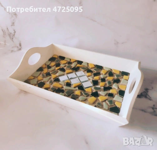 Дървен поднос мозайка 