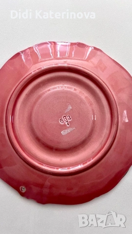 Това е антична портретна чиния Villeroy & Boch Schramberg Majolica Cameo от Германия,, снимка 3 - Антикварни и старинни предмети - 55066292