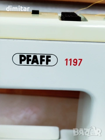Метална шевна машина PFAFF 1197 -W. GERMANY , снимка 2 - Шевни машини - 54685181