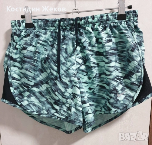 Дамски оригинални къси панталонки. Nike DRI FIT 