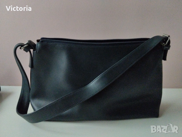 Дамска чанта , снимка 3 - Чанти - 54275779