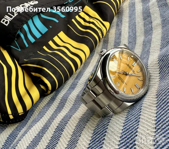 Часовник Ролекс Oyster Perpetual Rolex, жълт циферблат, снимка 6 - Луксозни - 55578709