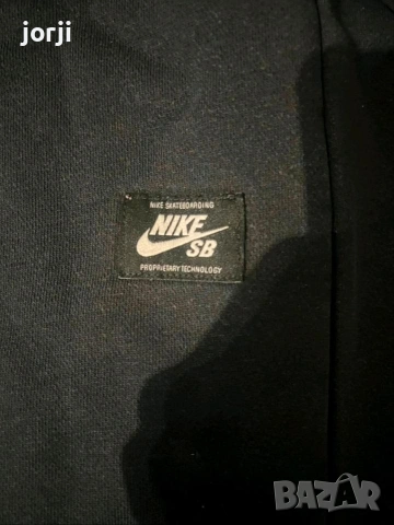 Оригинален Nike SB Pullover, снимка 3 - Суичъри - 55002765