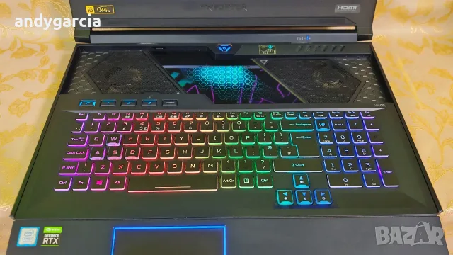 RTX 2080 8GB 190W/Core i7-9750H/17.3 G-SYNC 144Hz IPS/16GB RAM/512G SSD+1TB/Acer Predator Helios 700, снимка 10 - Лаптопи за игри - 55545538