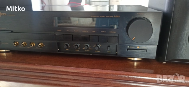 Grundig Fine Arts A-903 стерео усилвател , снимка 3 - Ресийвъри, усилватели, смесителни пултове - 54039179