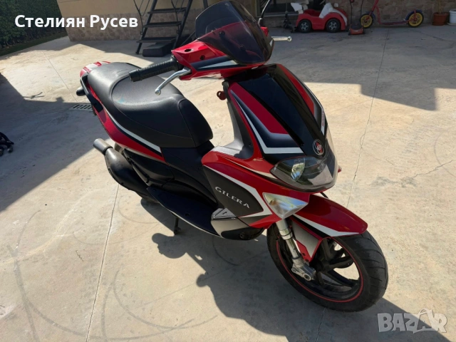 скутер мотопед gilera runner c46 sport 49 кубика / 2 тактов / водно охлаждане -цена 1 250 евро, БЕЗ , снимка 8 - Мотоциклети и мототехника - 54304662