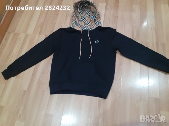 Суитчър на BURBERRY 