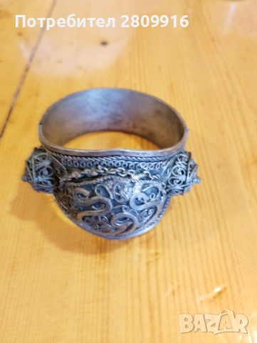 Стара  гривна