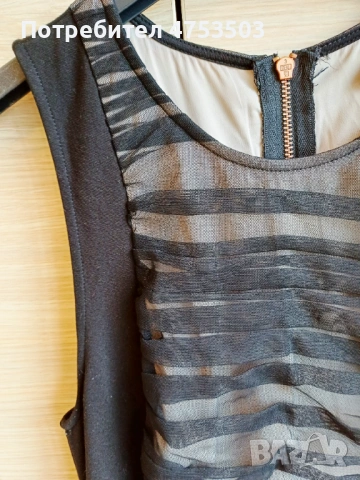 Рокля Armani Exchange XS, снимка 4 - Рокли - 54375178