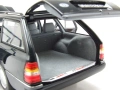 Mercedes-Benz 300 D T-Modell Kombi S124 1990 - мащаб 1:18 на Norev моделът е нов в кутия, снимка 10