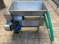 Неръждаема гроздомелачка ENO 20 INOX с двигател и помпа, снимка 2