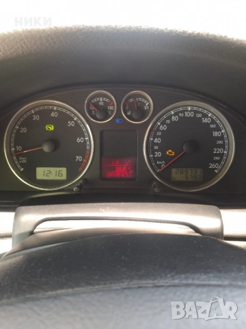 Vw passat 2.3 V5 170к бензин , снимка 5 - Автомобили и джипове - 54479131