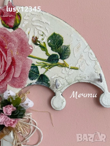 Дървена кутия с 6 пръстена за салфетки с черешки 🍒🌿🌸, снимка 5 - Прибори за хранене, готвене и сервиране - 54489952