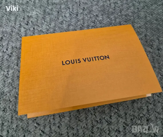 Чисто нова оригинална Louis Vuitton картичка