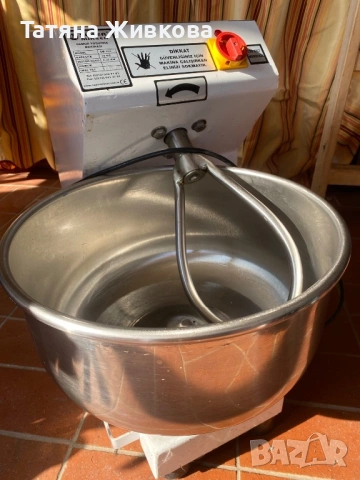 Продавам професионална месачка Super Mixer - 10 кг.