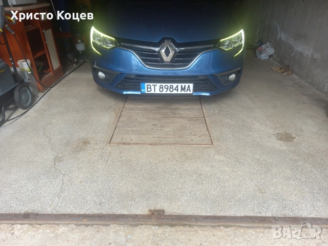фарове Рено Меган 4