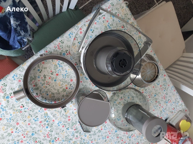 Сокоизстисквачка Philips 1000w, снимка 4 - Сокоизстисквачки и цитрус преси - 54617466