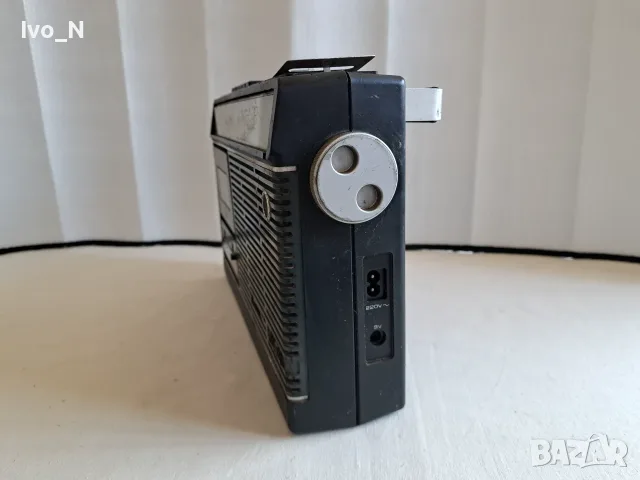 Радио касетофон Saba RCR 373- за части., снимка 4 - Радиокасетофони, транзистори - 55464428