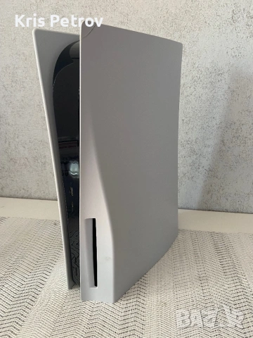 Конзола PS5 Disc Edition + Игра FIFA 19, снимка 2 - PlayStation конзоли - 54536581
