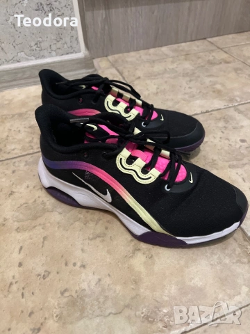 Маратонки nike air max в перфектно състояние, снимка 2 - Маратонки - 54613029