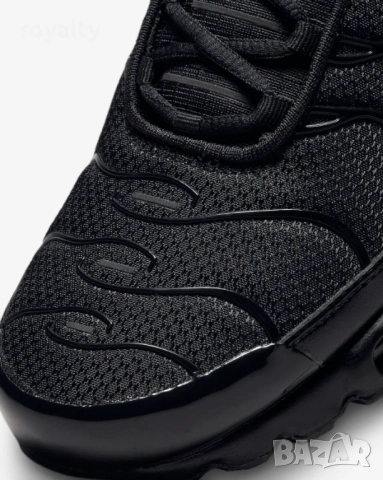 Оригинални Маратонки Nike Air Max Plus Triple Black, снимка 6 - Маратонки - 54044973