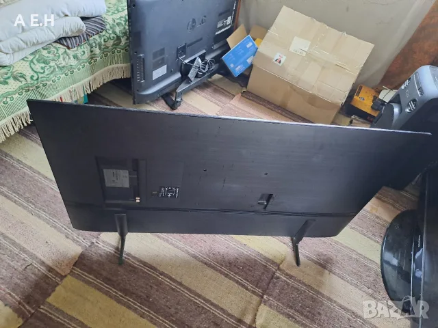 за части Samsung UE50BU8072U 