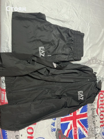Дамски спортен комплект Emporio Armani EA7, снимка 2 - Спортни екипи - 55286587