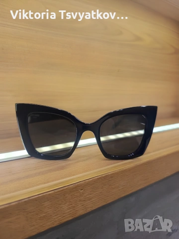 Слънчеви очила Saint Laurent 552/001 дамски