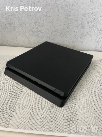 Конзола PlayStation 4 Slim + Игра, снимка 3 - PlayStation конзоли - 54596409