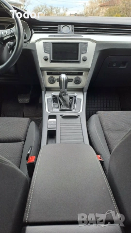 VW Passat B8 1.6 TDI, снимка 13 - Автомобили и джипове - 54175502