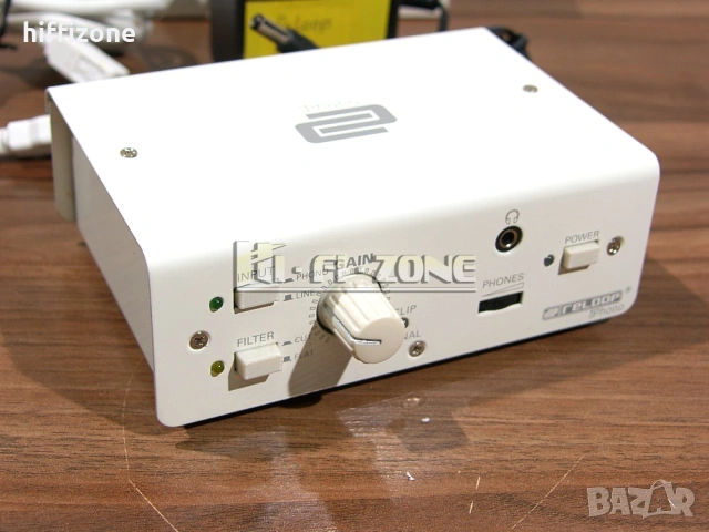 Предусилвател Reloop iphono, снимка 6 - Ресийвъри, усилватели, смесителни пултове - 54886238