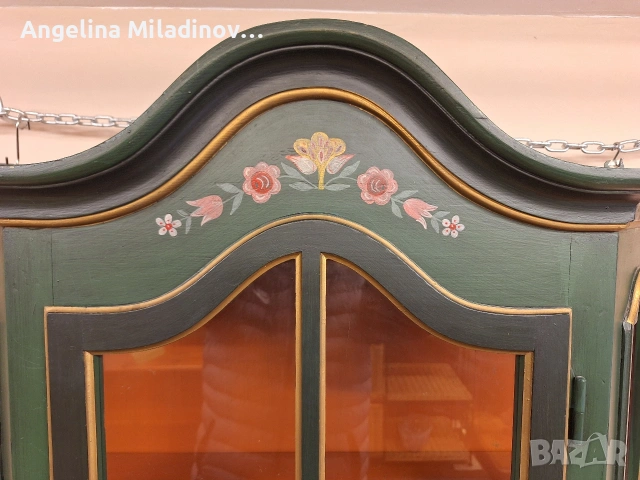 Витрина за стена ръчно изрисувана, снимка 4 - Секции и витрини - 53966820