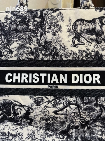 Christian Dior нова, снимка 2 - Чанти - 54750394