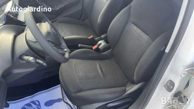 Peugeot 208 1.6HDI EURO 6b, снимка 12 - Автомобили и джипове - 54453910