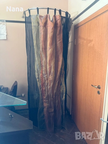 Пробна за дрехи и закачалка ВСИЧКИТЕ за 20€