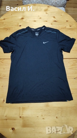 Продавам комплект nike dry fit размер М, снимка 3 - Спортни екипи - 54579129