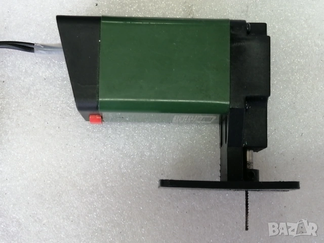 Мини дрелка и мини прободен трион HAFELE 12 VOLT MINITOOL HOBBY KIT MADE IN WEST GERMANY , снимка 7 - Други инструменти - 54741496