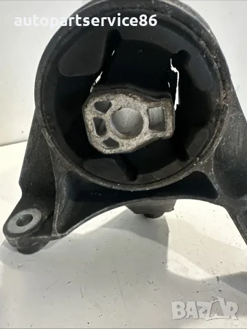 Тампон на двигателя за Chevrolet Captiva 2.2 VCDi (2012), снимка 3 - Части - 55461181