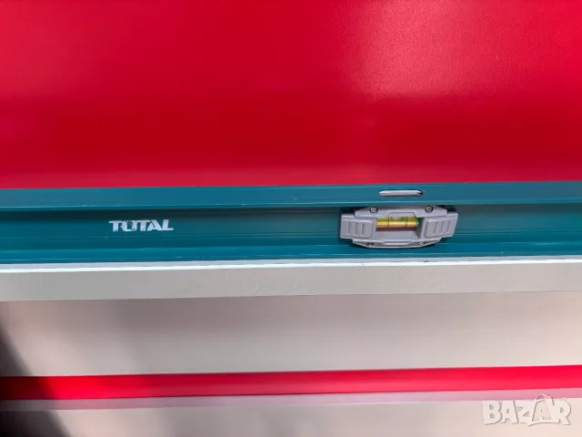 Като нов! Нивелир магнитен с 3 либели TOTAL, 120 см., снимка 4 - Други инструменти - 55655707