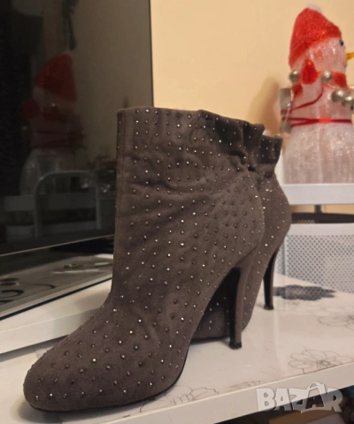 Продавам боти 37н, снимка 3 - Дамски боти - 54239716